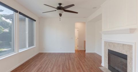 351 Danbury Pl, Lathrop, CA 95330 Photo