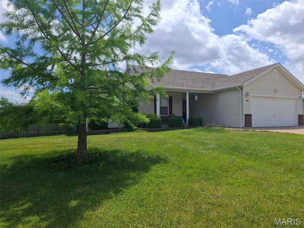 734 Warrior Pass, Warrenton, MO 63383 Main Photo