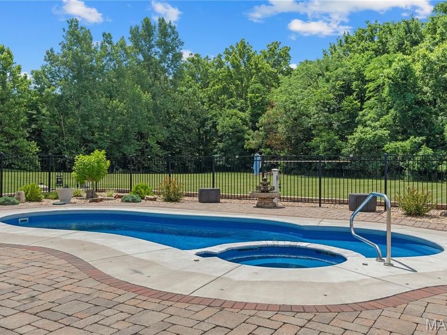 Property Image 50