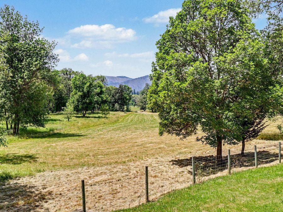 Property Image 80