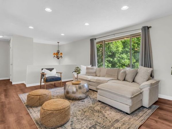 1124 E WEBSTER DR, Sandy, UT 84094