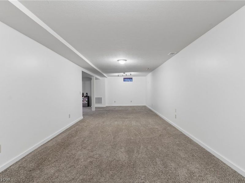 1885 Faye Road, Akron, OH 44306 Photo 18