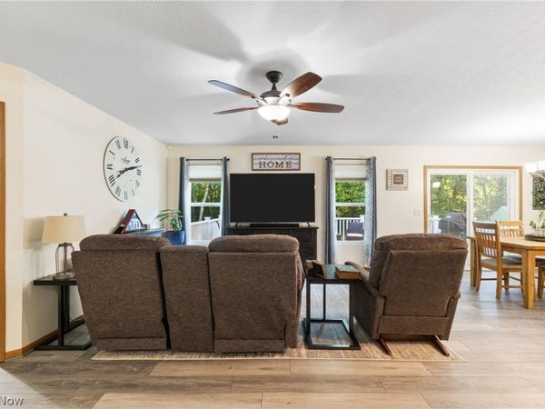 1885 Faye Road , Akron, OH 44306