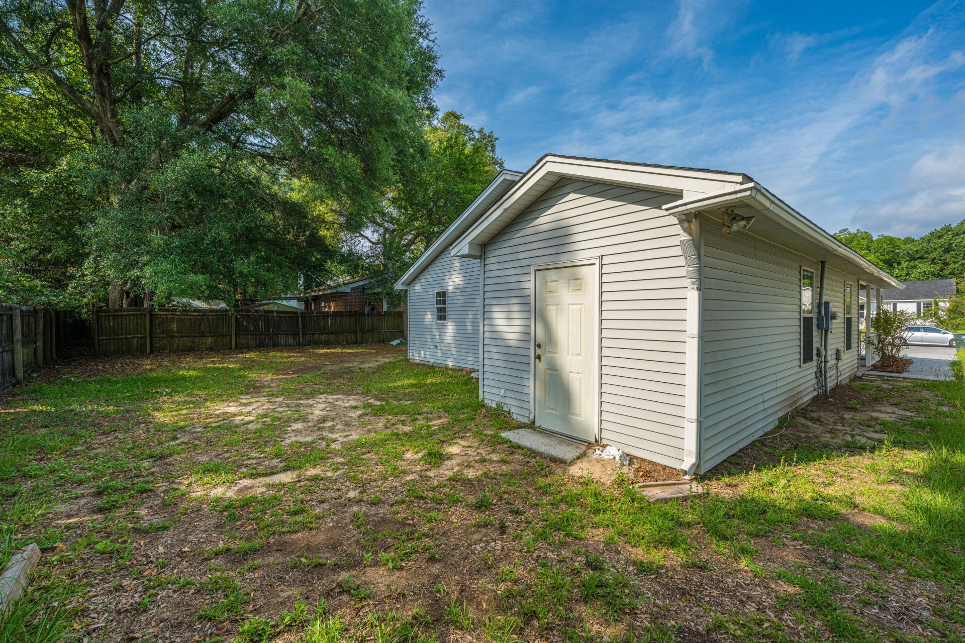 1437 Swamp Angel Court Photo 16