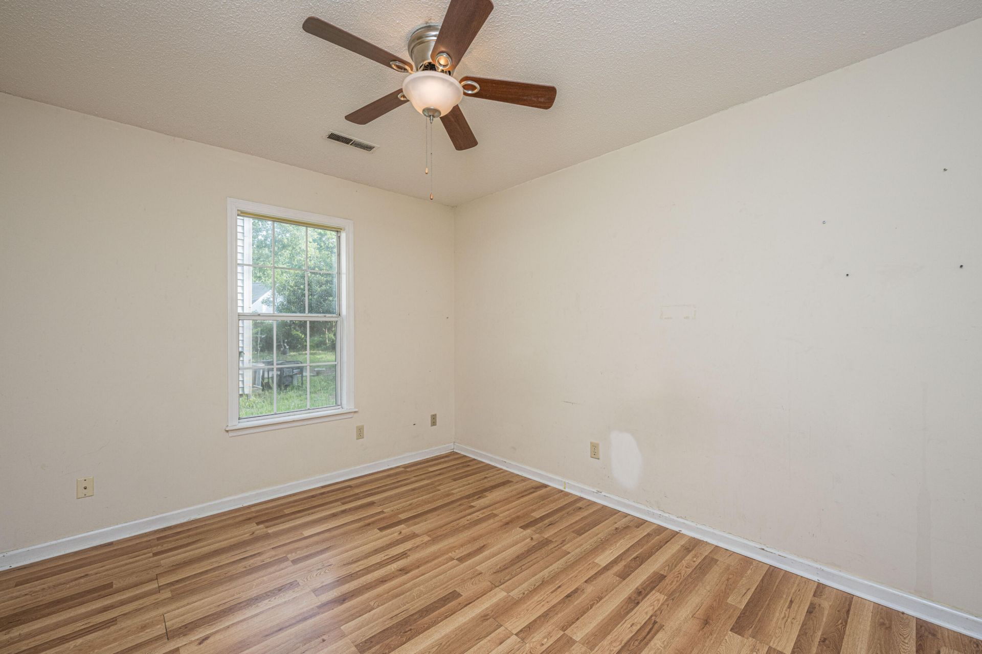 1437 Swamp Angel Court Photo 21