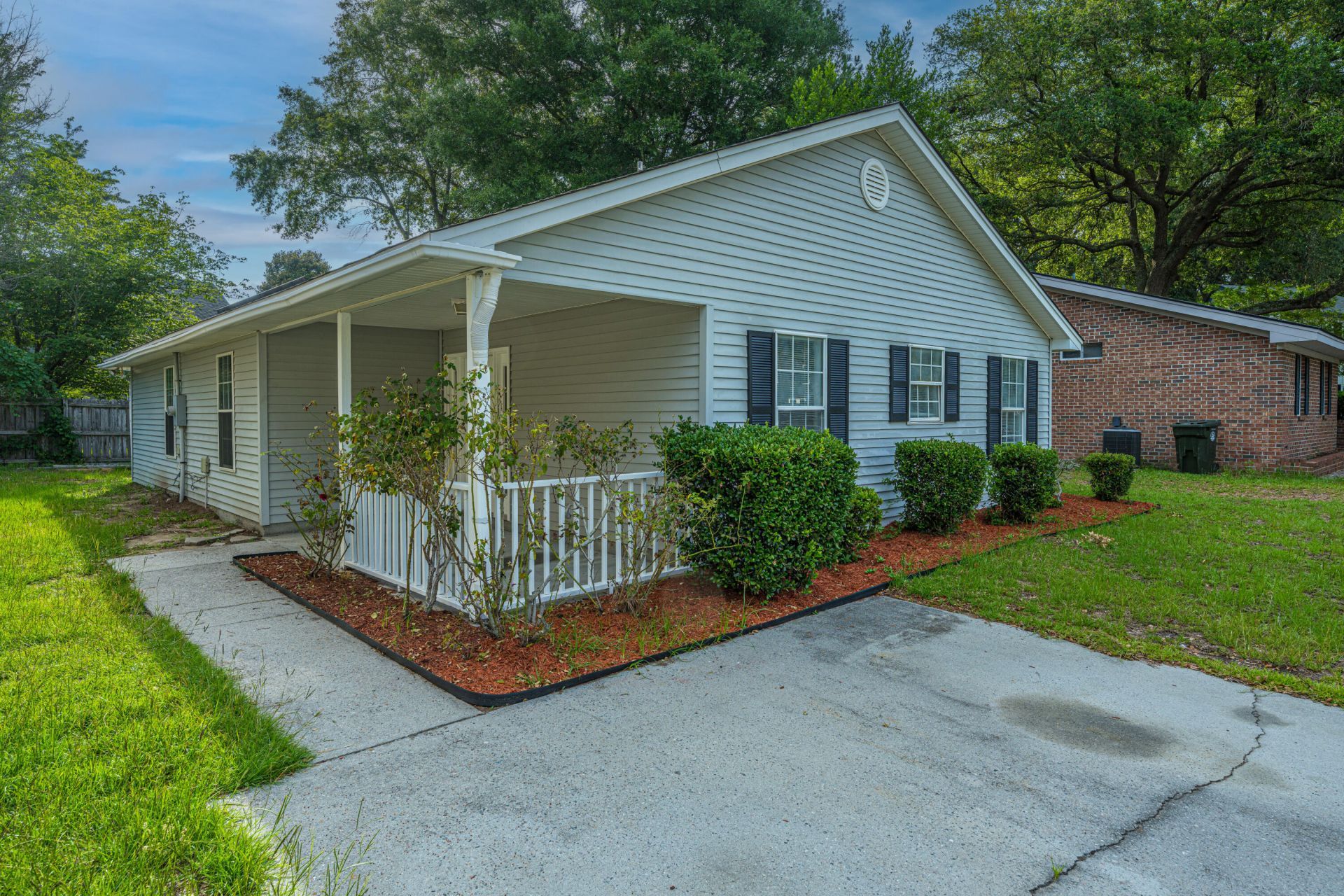 1437 Swamp Angel Court Photo 4