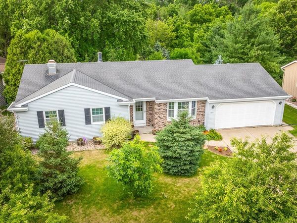 4211 Wilshire Lane, Janesville, WI 53546