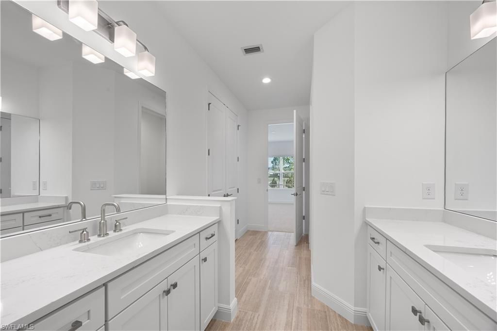 4580 Skysail Dr, Naples, FL 34120 Photo