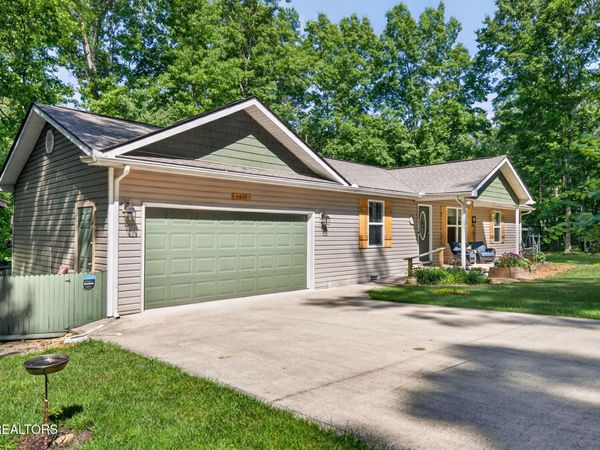 6610 Topez Drive, Crossville, TN 38572