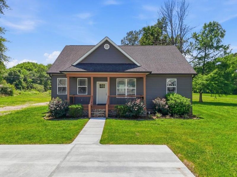 1738 E Boy Scout Road, Hixson, TN 37343 Main Photo