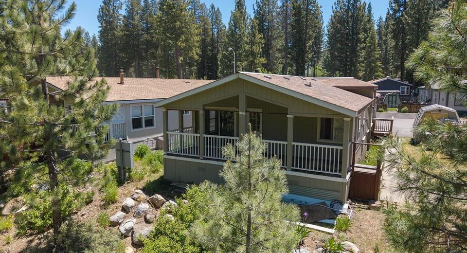 10100 Pioneer Trail, Unit #100, Truckee, CA 96161 Photo