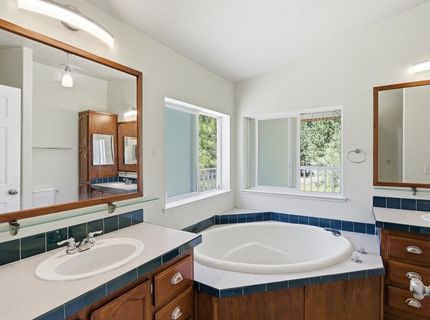10100 Pioneer Trail, Unit #100, Truckee, CA 96161 Photo