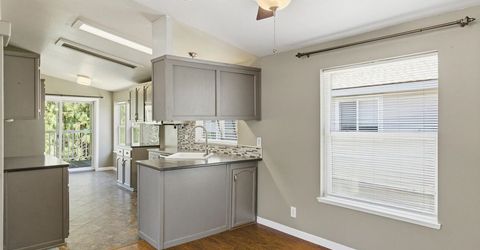 10100 Pioneer Trail, Unit #100, Truckee, CA 96161 Photo