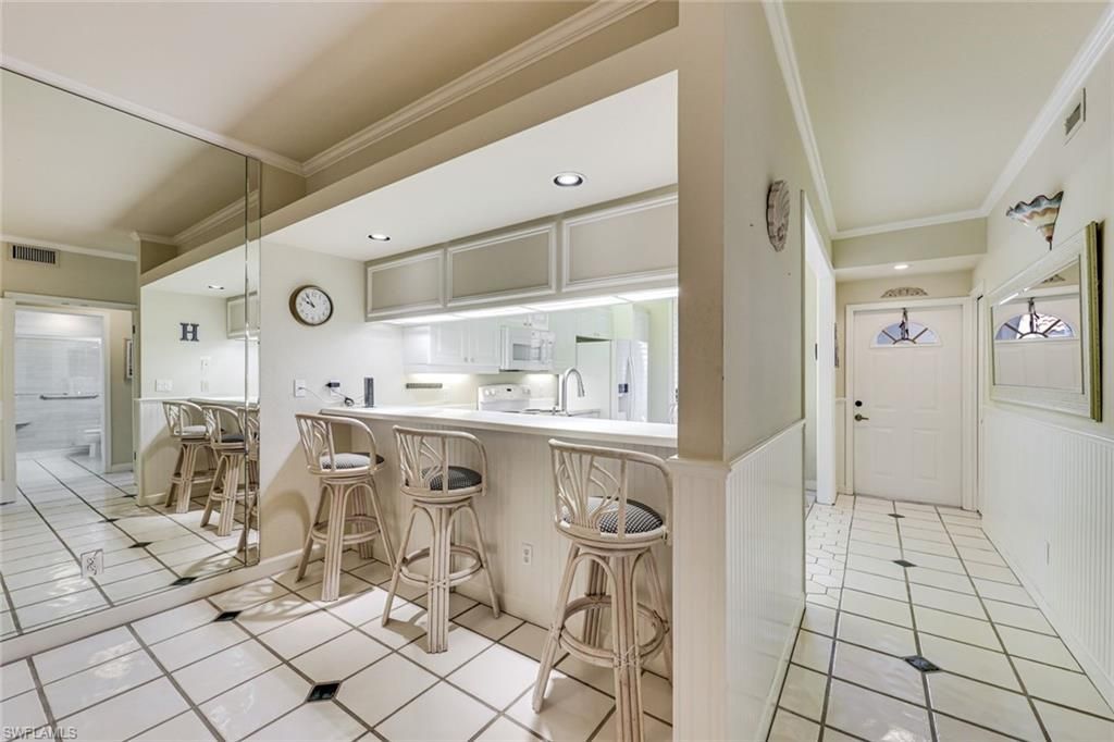 2325 Hidden Lake Dr, Unit 1, Naples, FL 34112 Photo
