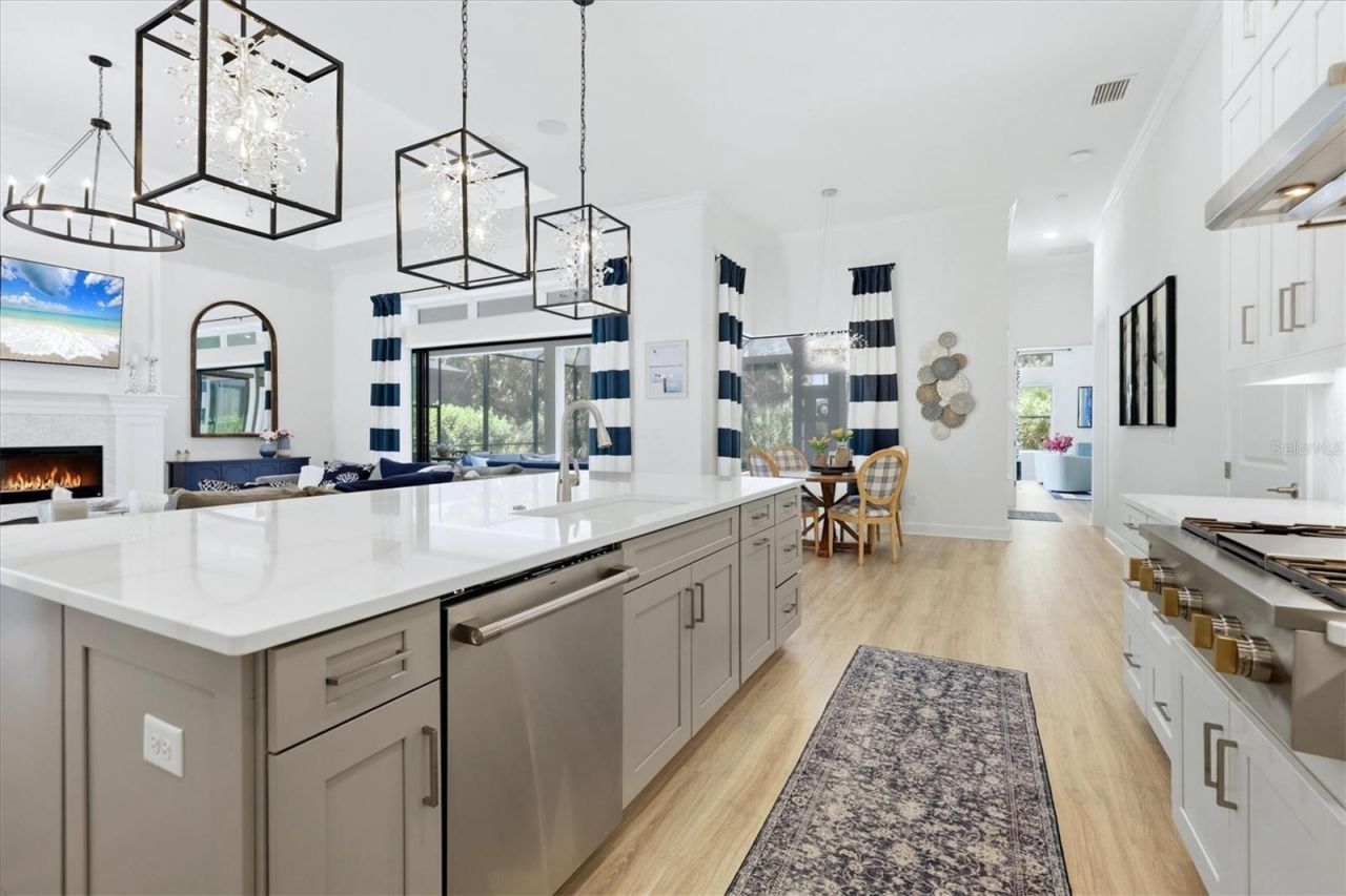 9463 Tequila Sunrise Drive, Sarasota, FL 34241 Photo