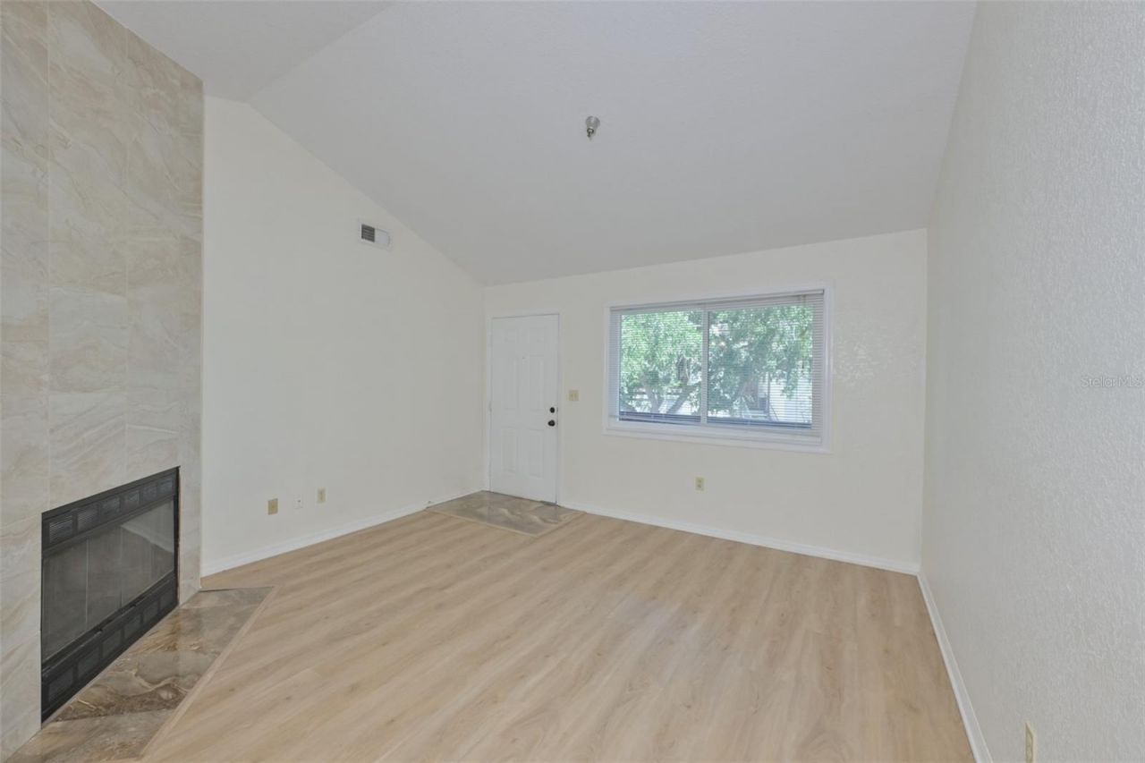 10265 Gandy Boulevard N, Unit 1006, Saint Petersburg, FL 33702 Photo