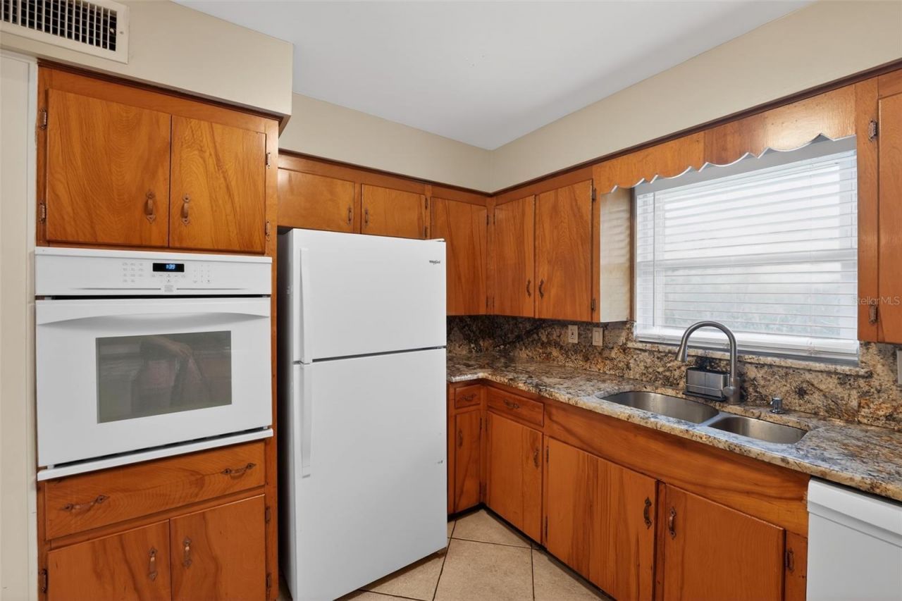 2505 Wood Street, Sarasota, FL 34237 Photo