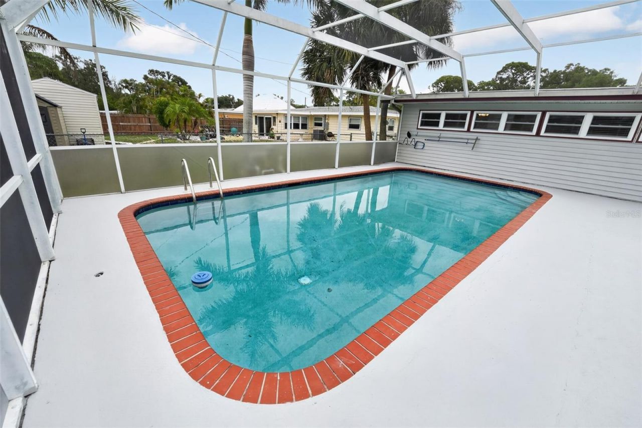 2505 Wood Street, Sarasota, FL 34237 Photo