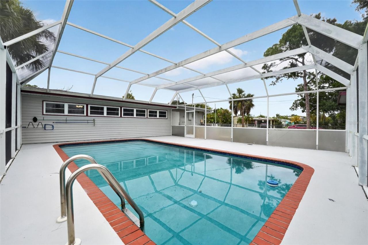 2505 Wood Street, Sarasota, FL 34237 Photo