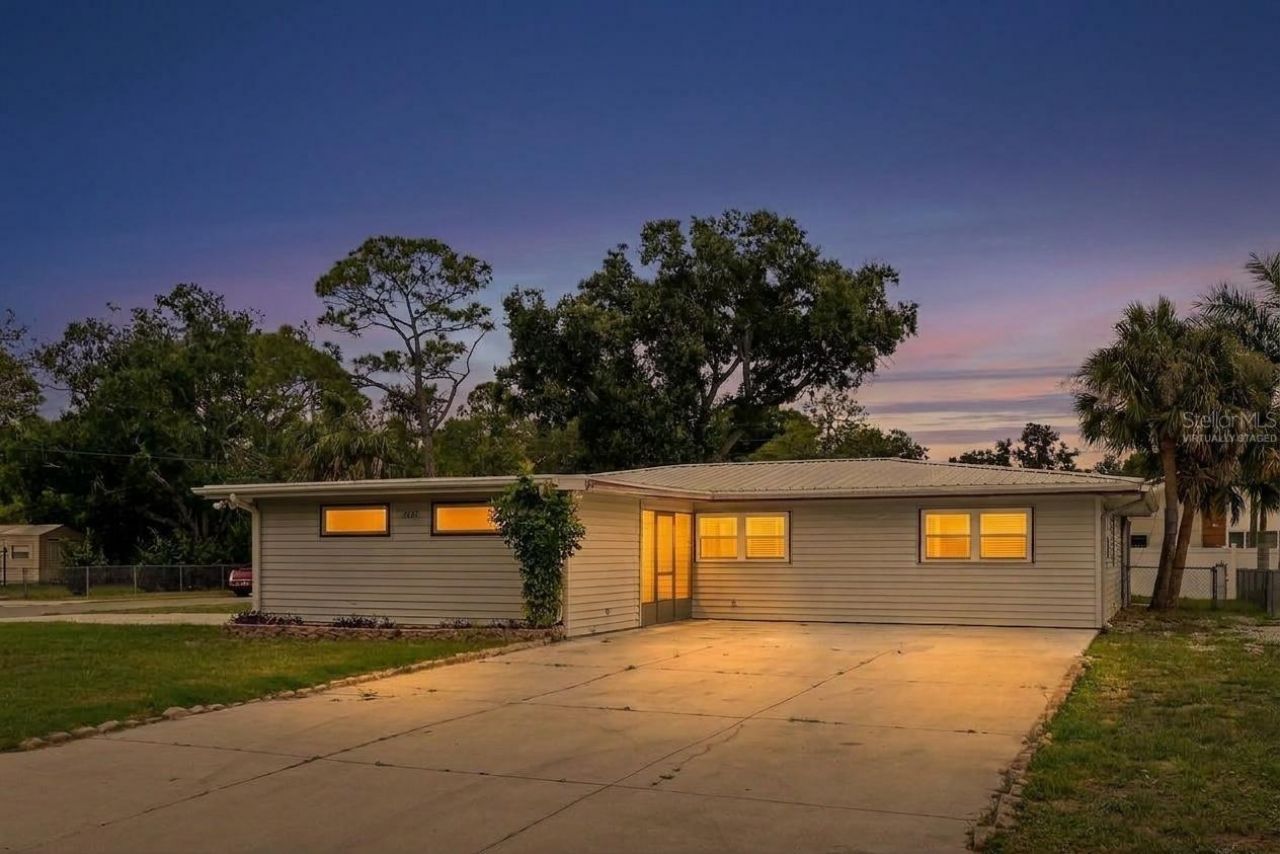 2505 Wood Street, Sarasota, FL 34237 Photo