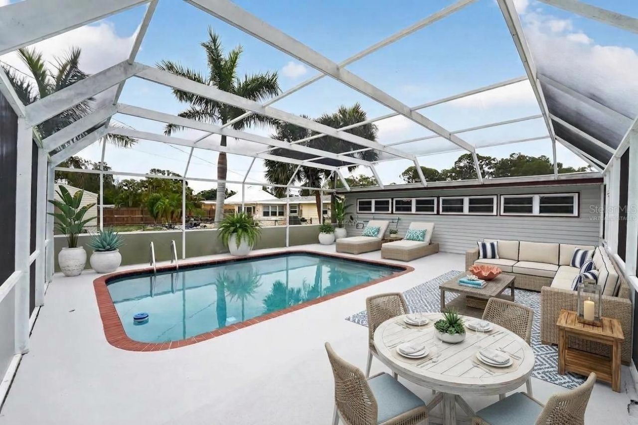 2505 Wood Street, Sarasota, FL 34237 Photo