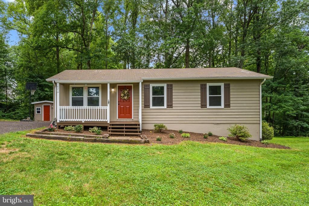 1821 James City, Reva, VA 22735 Main Photo