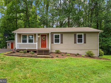 1821 JAMES CITY, REVA, VA 22735