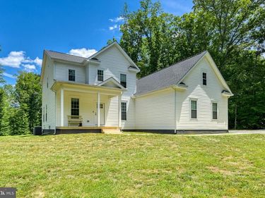 4528 E OLD MOUNTAIN ROAD, LOUISA, VA 23093