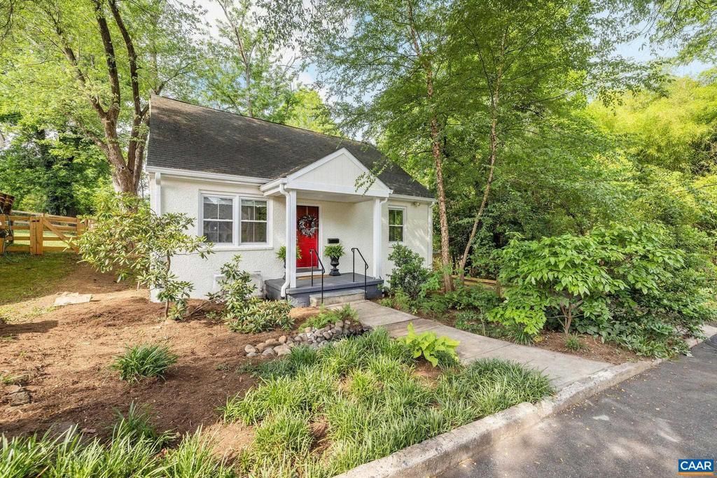 500 Druid Ave, Charlottesville, VA 22902 Main Photo