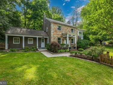 2200 N POLLARD STREET , ARLINGTON, VA 22207