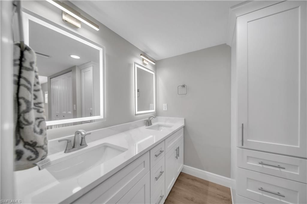 5790 Trailwinds Dr, Unit 111, Fort Myers, FL 33907 Photo