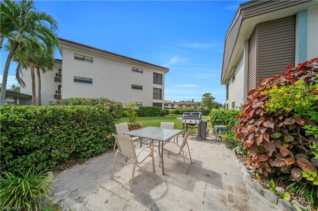 5790 Trailwinds Dr, Unit 111, Fort Myers, FL 33907 Photo