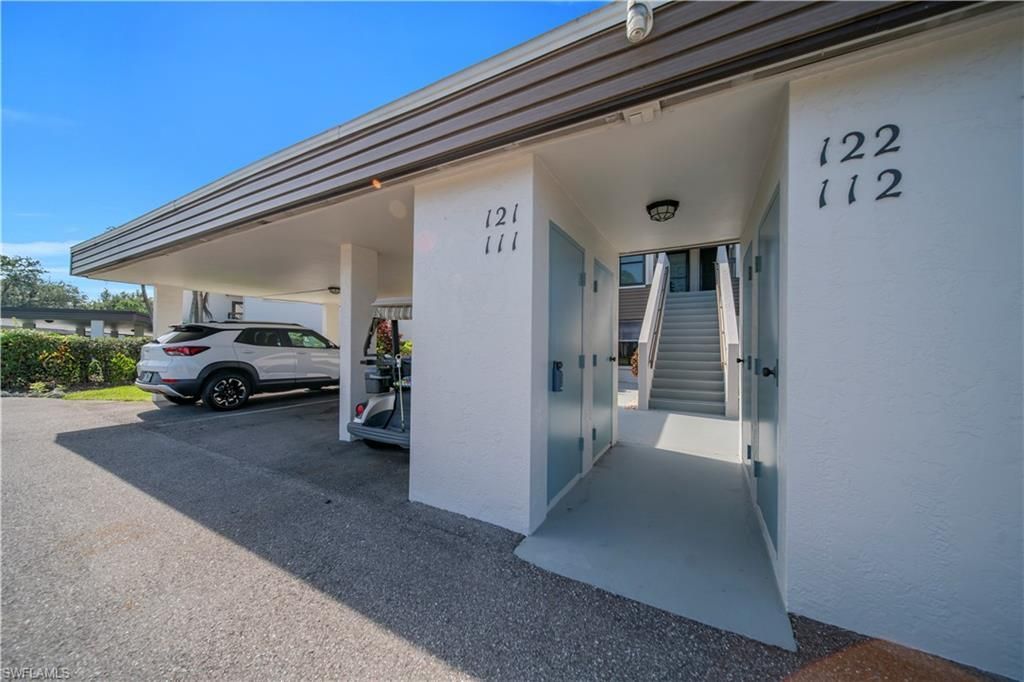5790 Trailwinds Dr, Unit 111, Fort Myers, FL 33907 Photo