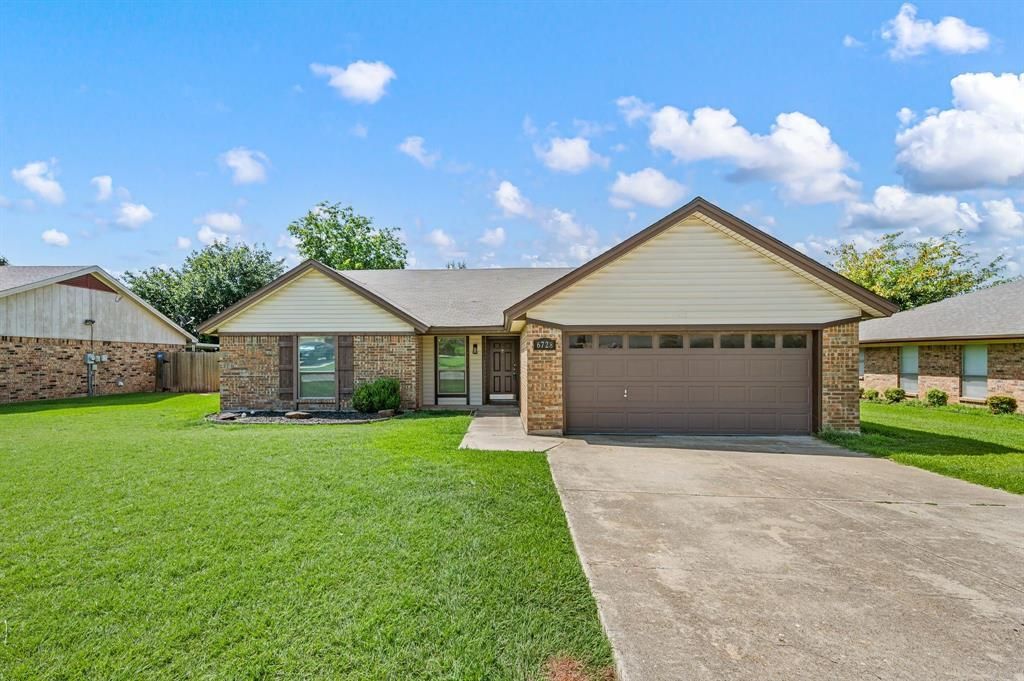 6728 Fair Meadows Drive, North Richland Hills, TX 76182 Main Photo