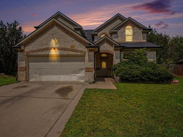 8660 Lariat Circle, Fort Worth, TX 76244