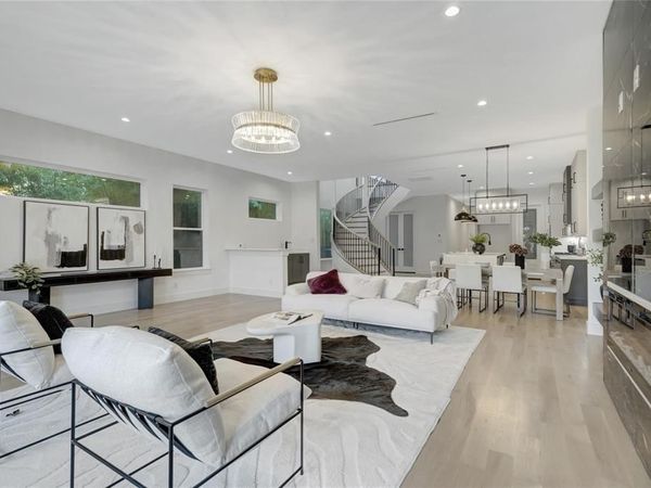 3720 Fairfax Avenue, Dallas, TX 75209
