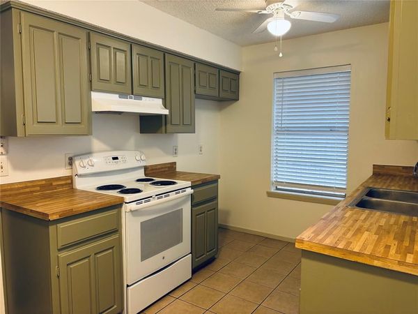 9928 Camfield Avenue, Frisco, TX 75033