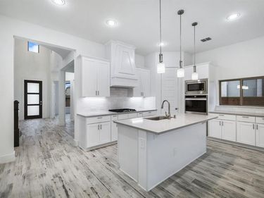 8218 Vitex Avenue, Dallas, TX 75252