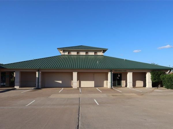 330 Grapevine Highway , Hurst, TX 76054