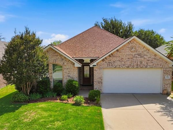 1408 Lauren Lane, Granbury, TX 76048