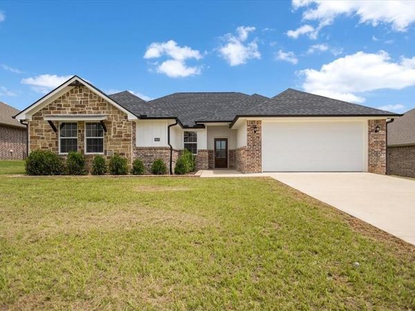 113 Hay Meadow Drive, Winona, TX 75792