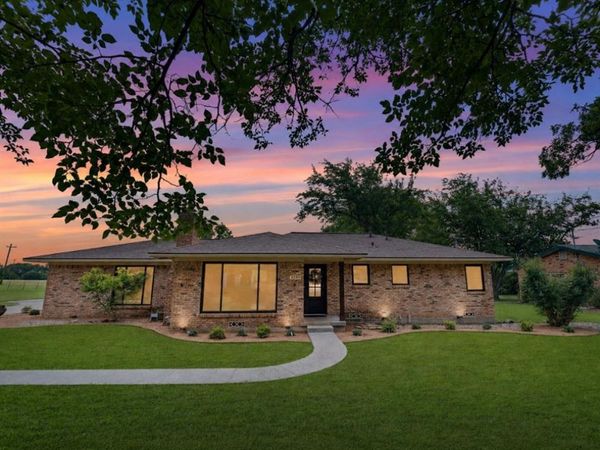 1289 S Waco Street, Van Alstyne, TX 75495