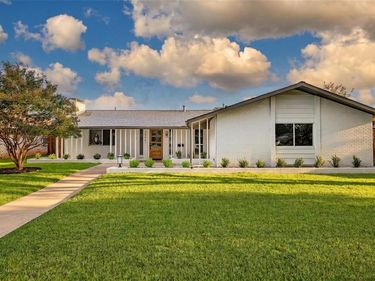 3856 Antigua Drive, Dallas, TX 75244