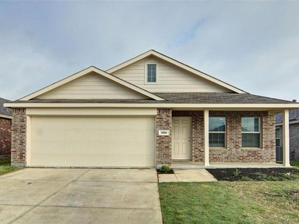 1106 Lady Bird Street, Ennis, TX 75119