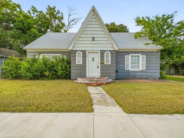 835 W Long Street, Stephenville, TX 76401