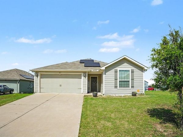 106 Patton Lane , Venus, TX 76084
