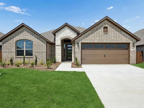 1879 Silver Birch Road, Waxahachie, TX 75165