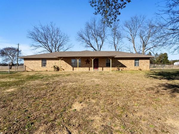 1699 County Road 3240, Mount Pleasant, TX 75455