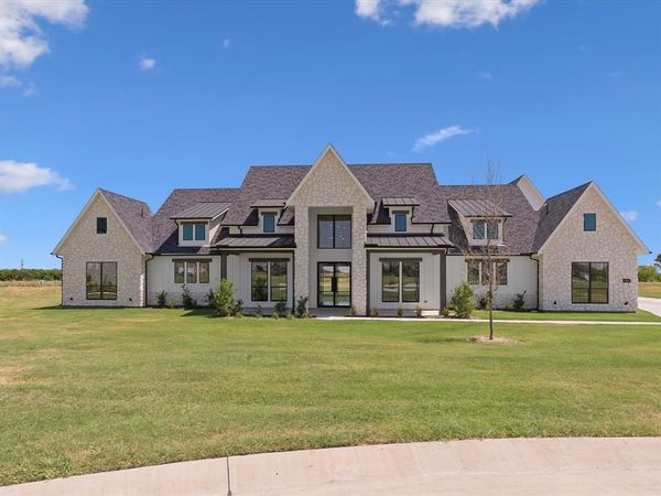 704 Cambridge Court, Nevada, TX 75173