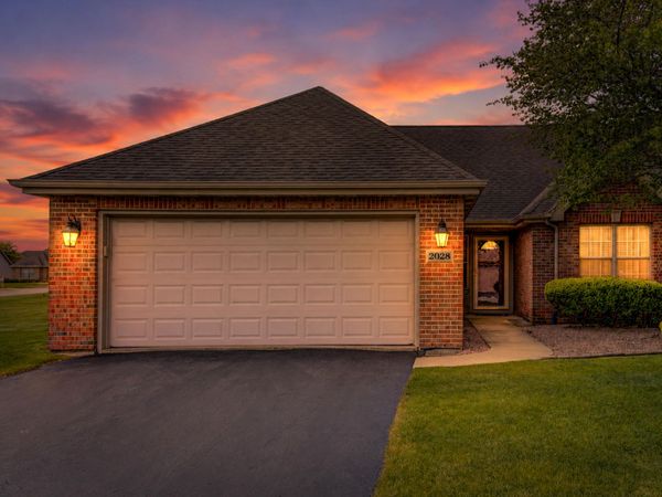 2028 Wildwood Circle, Highland, IN 46322